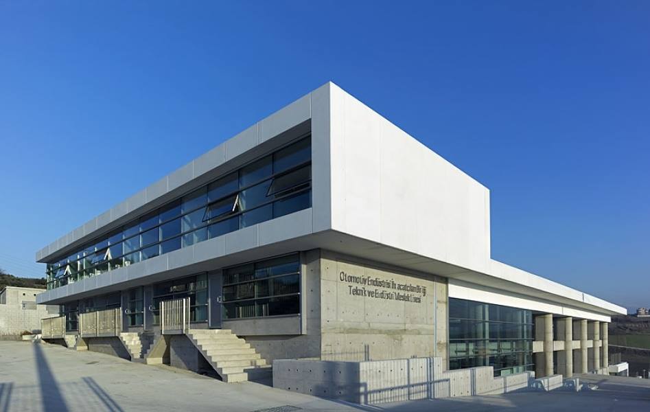 Otomotiv Endüstrisi İhracatçıları Birliği Mesleki Ve Teknik Anadolu Lisesi Fotoğrafları 5