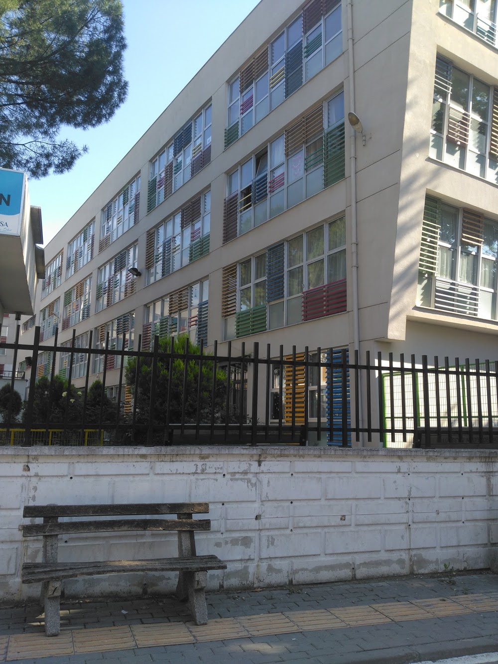 Fethiye Şehit Öğretmen Şekip Akın İlkokulu Fotoğrafları 3