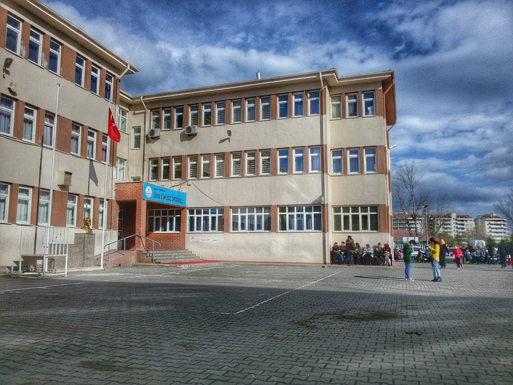 Zekai Gümüşdiş Ortaokulu Fotoğrafları 3