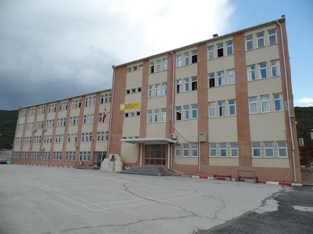 Orhangazi 15 Temmuz Şehitler Anadolu Lisesi Fotoğrafları 1