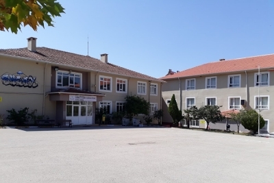 Ahmet Hamdi Gökbayrak Fen Lisesi fotoğraf 1