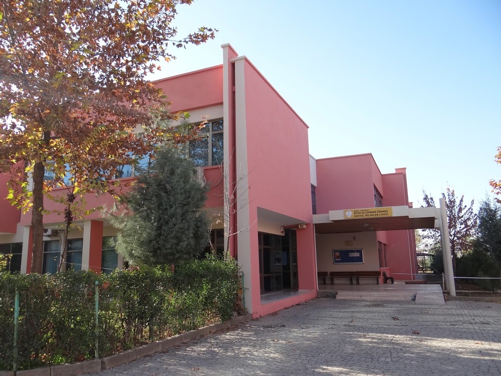 Btso Ali Osman Sönmez Sosyal Bilimler Lisesi Fotoğrafları 4