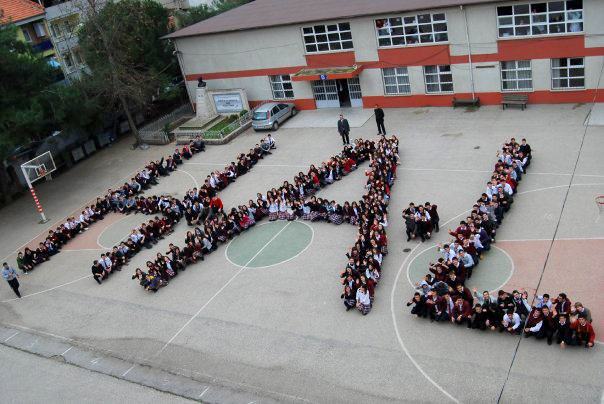 Bursa Hürriyet Anadolu Lisesi Fotoğrafları 1