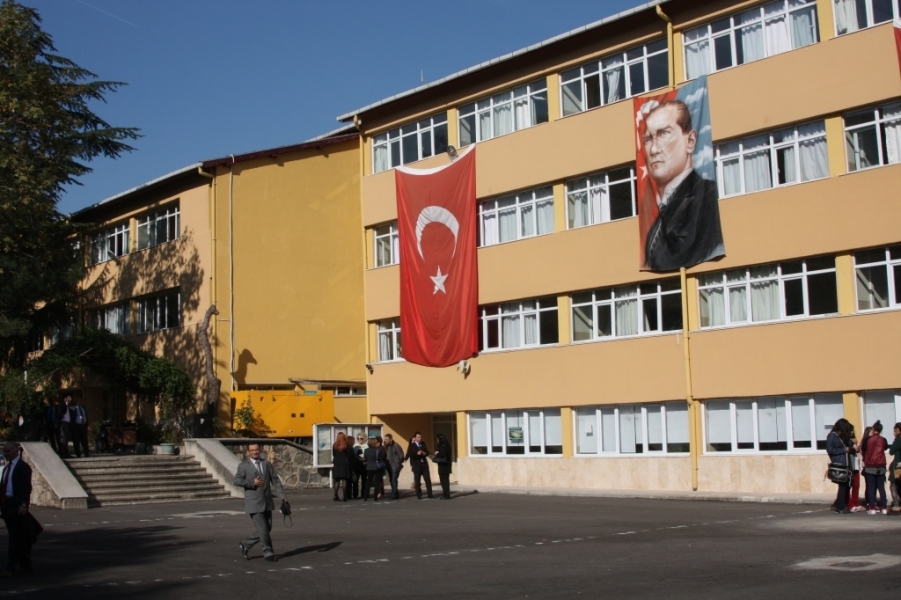 Osmangazi Cumhuriyet Anadolu Lisesi Fotoğrafları 1