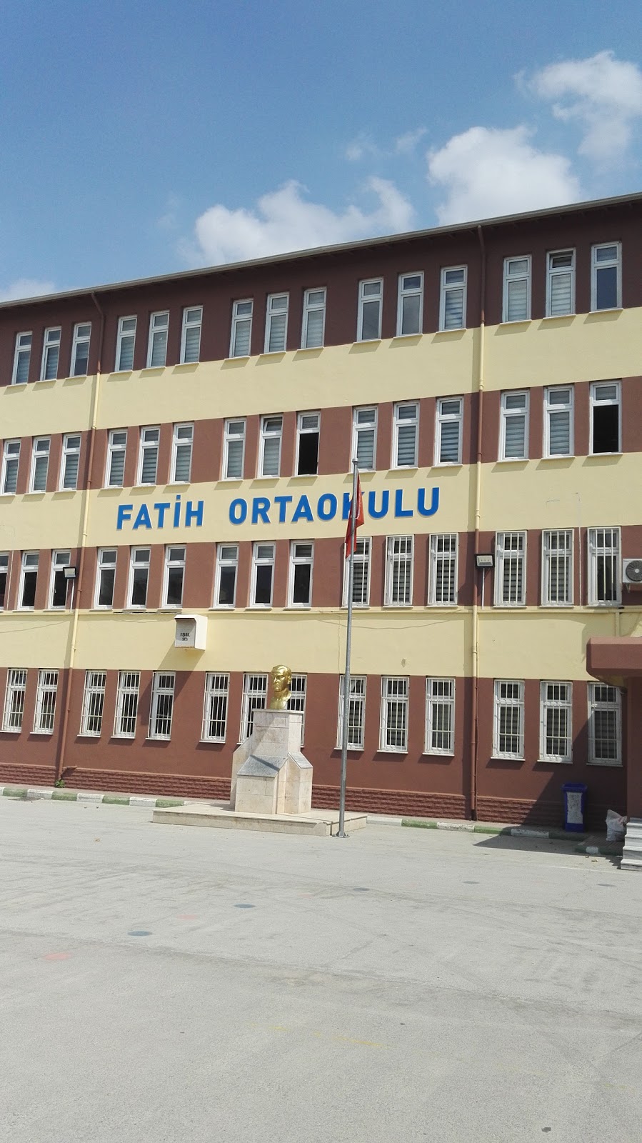 İnegöl Fatih İlkokulu Fotoğrafları 1