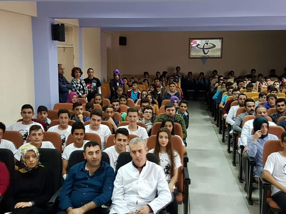 Öztimurlar Mesleki Ve Teknik Anadolu Lisesi kampüs fotoğrafı