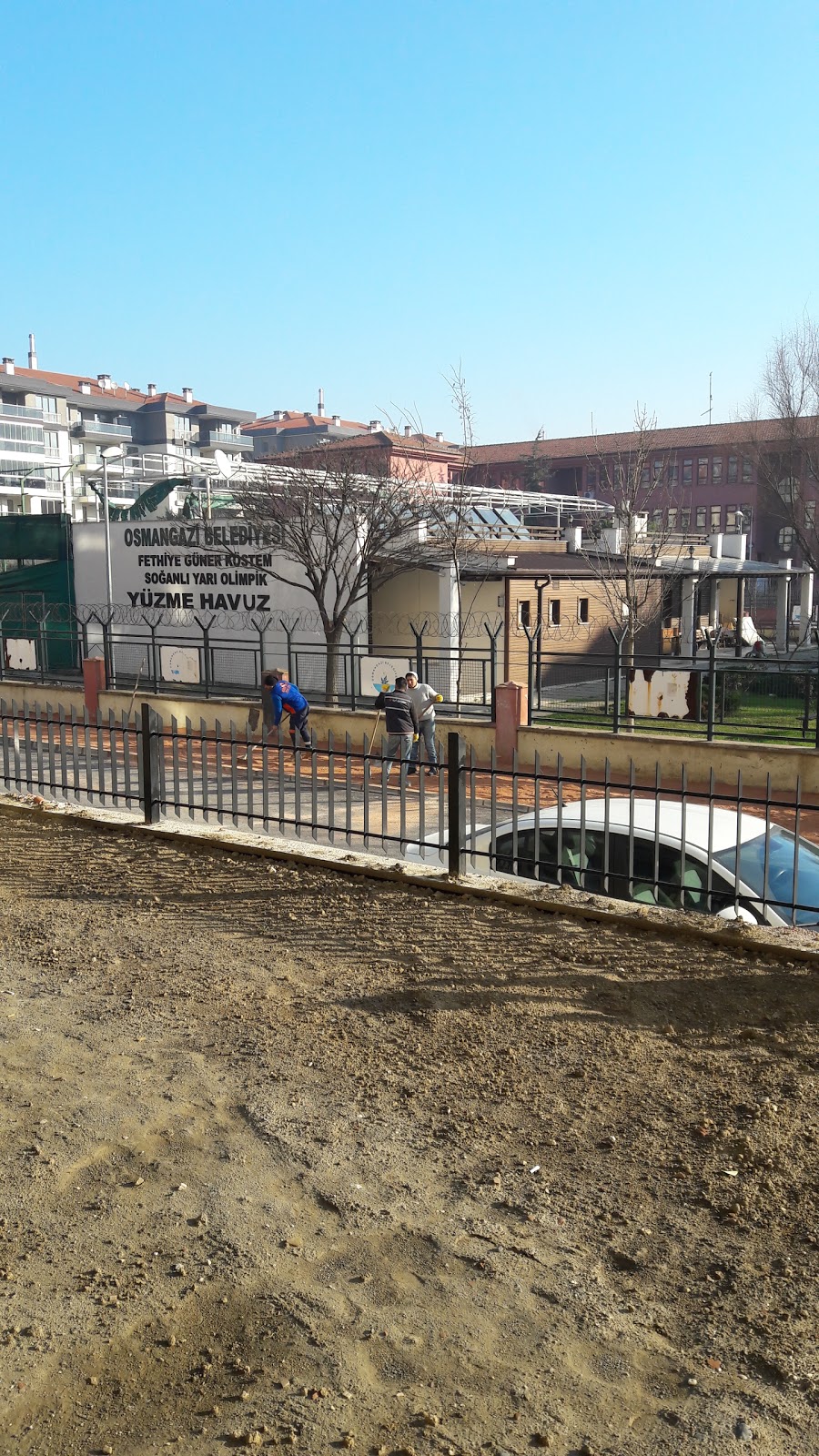 Sabiha Köstem Ortaokulu kampüs fotoğrafı