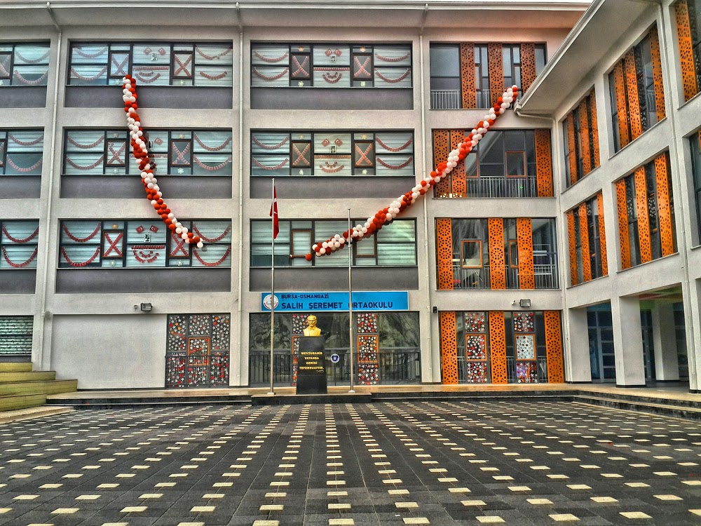 Salih Şeremet Ortaokulu Fotoğrafları 1