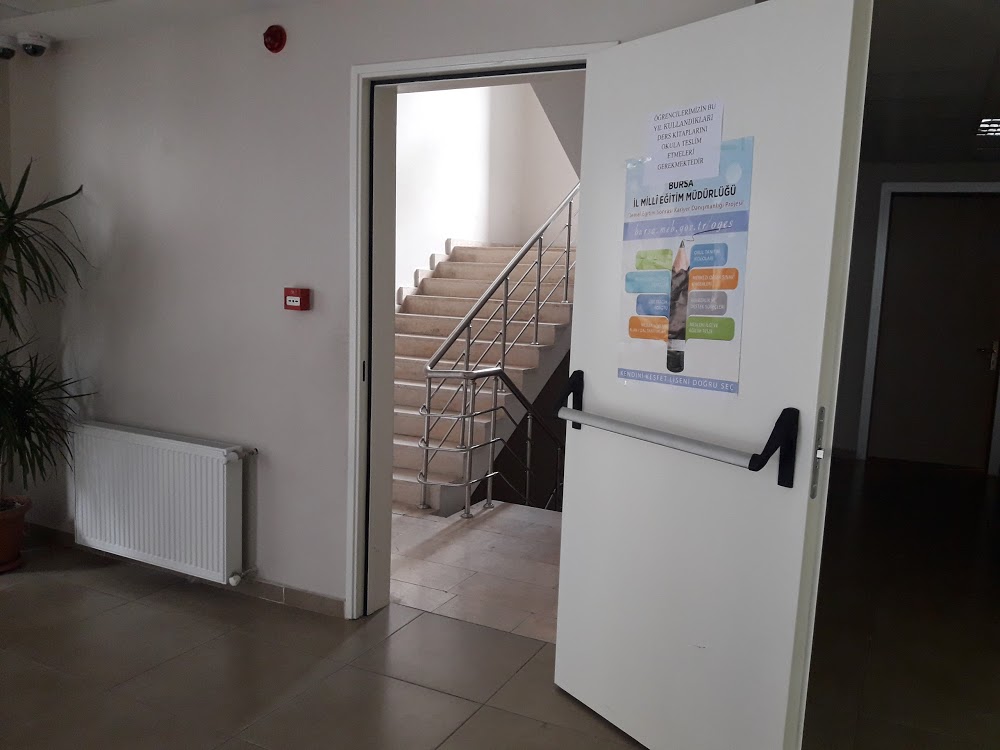 Gürsu Zafer Ortaokulu Fotoğrafları 2