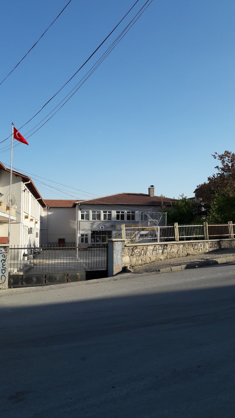 Osmangazi Zübeyde Hanım Mesleki Ve Teknik Anadolu Lisesi Fotoğrafları 1