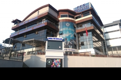Gemlik 100. Yıl Ortaokulu fotoğraf 5