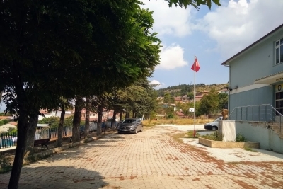 Yenişehir Gevher Nesibe Mesleki Ve Teknik Anadolu Lisesi fotoğraf 3