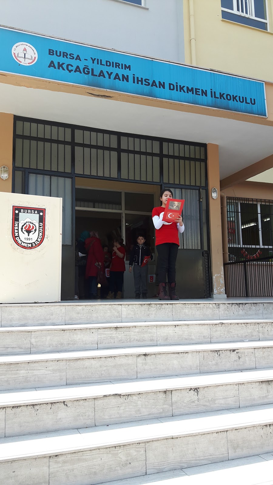 Akçağlayan İhsan Dikmen İlkokulu Fotoğrafları 3