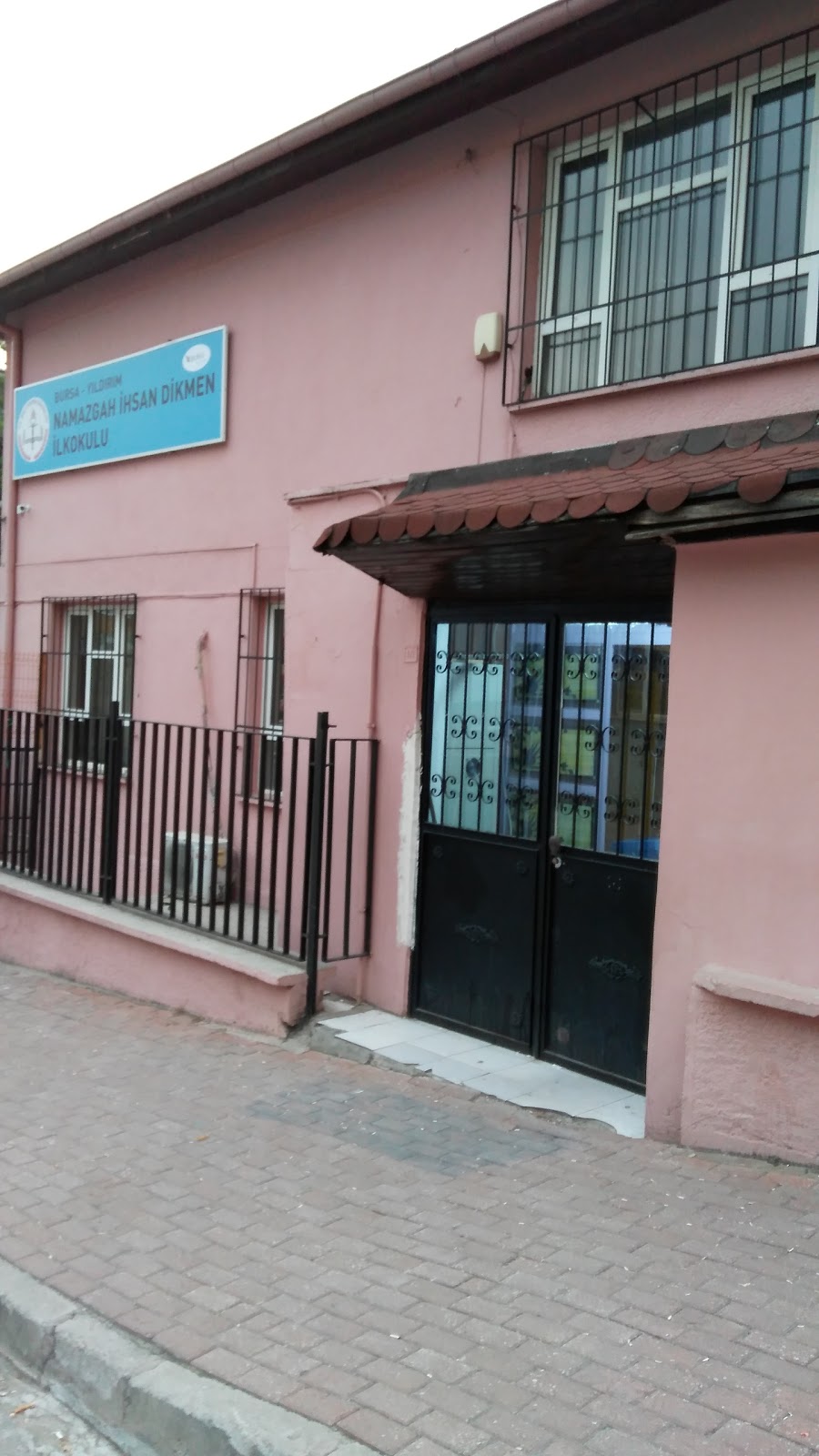 Namazgah İhsan Dikmen İlkokulu Fotoğrafları 1