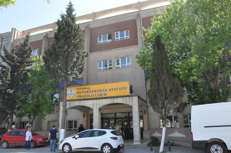 Büyükçekmece Atatürk Anadolu Lisesi kampüs fotoğrafı
