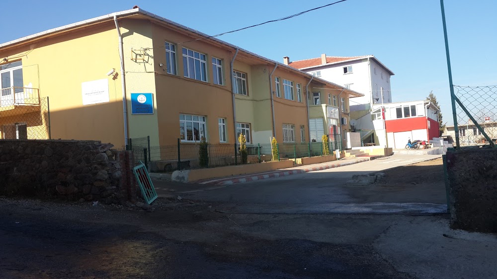 Ayvacık Anadolu İmam Hatip Lisesi kampüs fotoğrafı