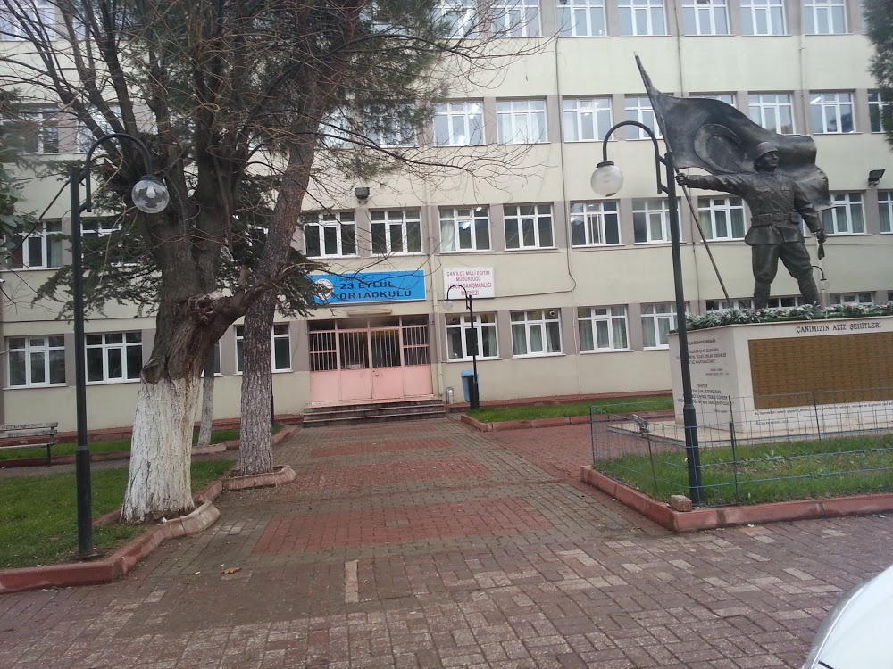 23 Eylül Ortaokulu Fotoğrafları 1