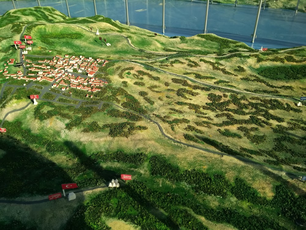 Opet Tarihe Saygı Ortaokulu Fotoğrafları 1