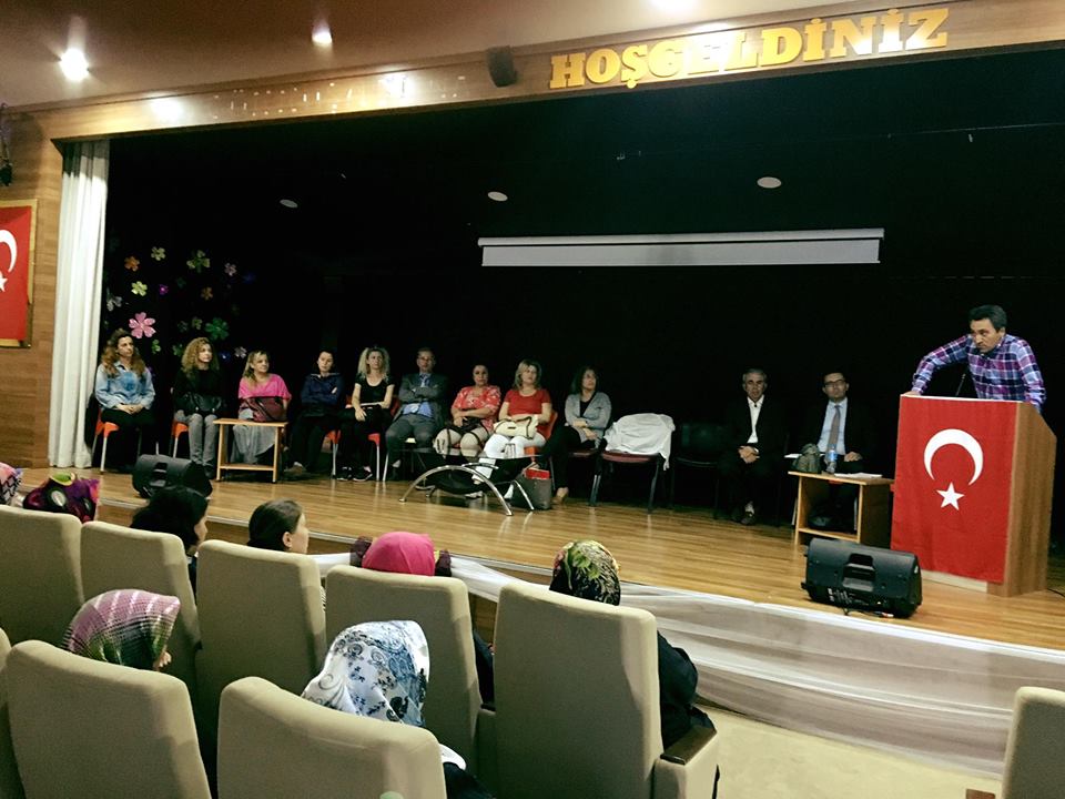 Çanakkale Gazi Ortaokulu kampüs fotoğrafı