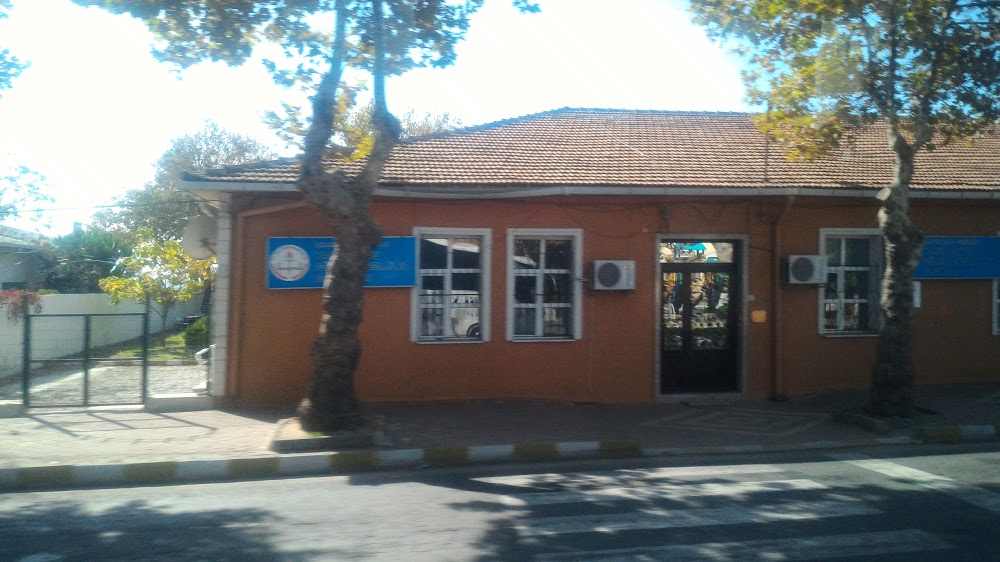 Yahyaçavuş Ortaokulu kampüs fotoğrafı