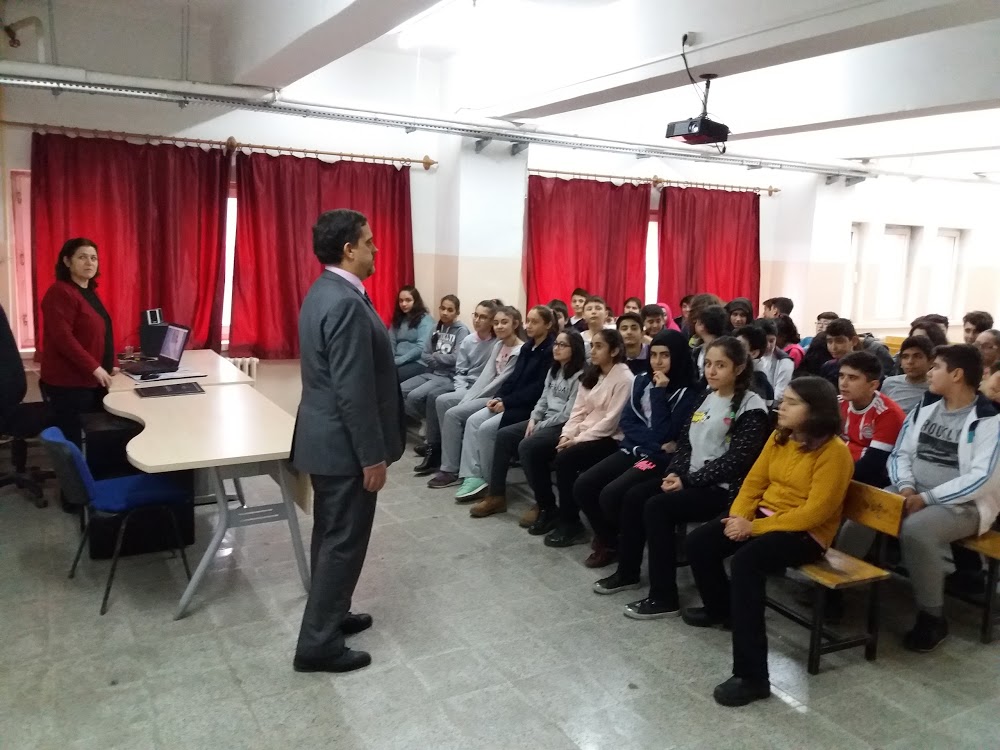 Çankırı İsmet İnönü Ortaokulu Fotoğrafları 2