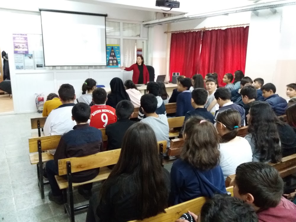 Çankırı İsmet İnönü Ortaokulu Fotoğrafları 1