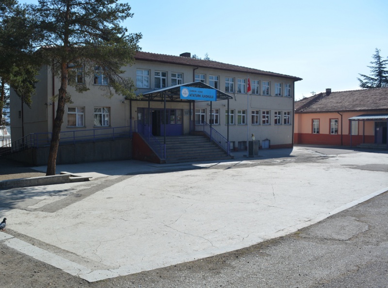 Ilgaz Atatürk İlkokulu Fotoğrafları 1