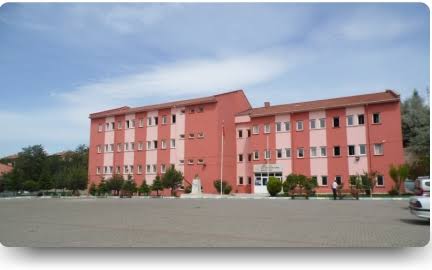 Ilgaz Şehit Nizamettin Yaman Anadolu Lisesi kampüs fotoğrafı