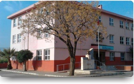 Çapacızade İlkokulu kampüs fotoğrafı