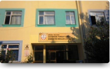 Çayırhan Turgay Ciner Teknik Ve Endüstri Meslek Lisesi kampüs fotoğrafı