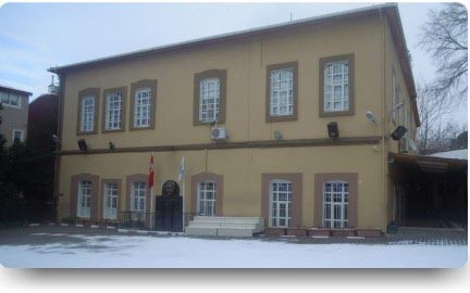 Çengelköy Ortaokulu kampüs fotoğrafı