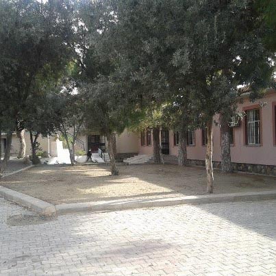 Çeşme Otelcilik Ve Turizm Meslek Lisesi kampüs fotoğrafı