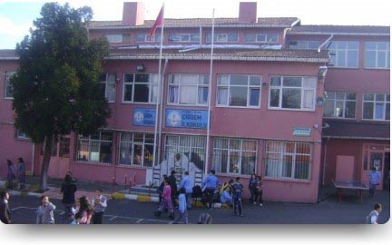Beykoz Çiğdem İlkokulu kampüs fotoğrafı