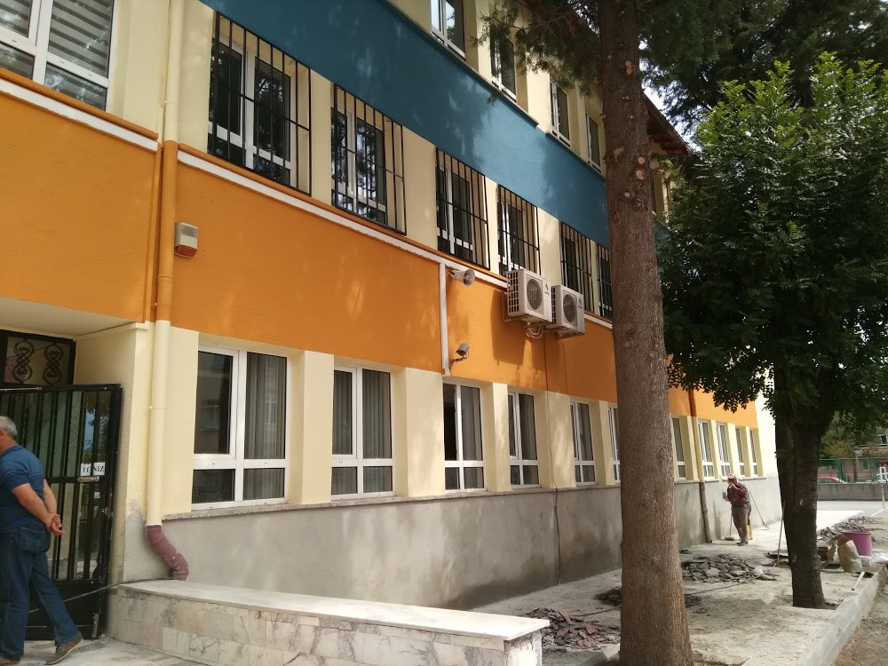 Çorum Demre 80. Yıl Cumhuriyet Ortaokulu Fotoğrafları 2