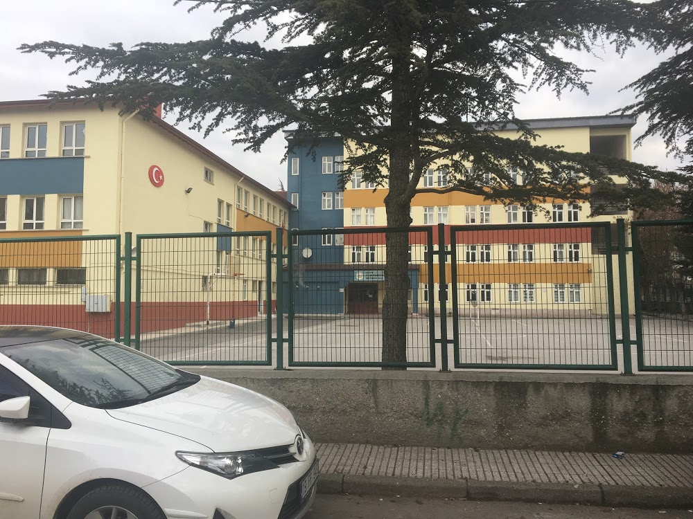 Ortaköy Cumhuriyet Ortaokulu Fotoğrafları 1