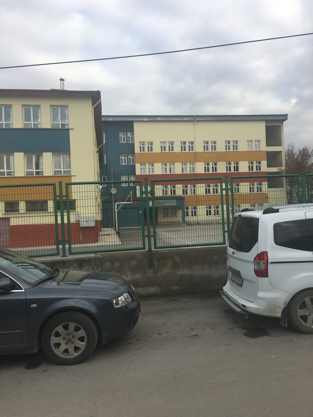 Alaca Cumhuriyet Ortaokulu Fotoğrafları 2