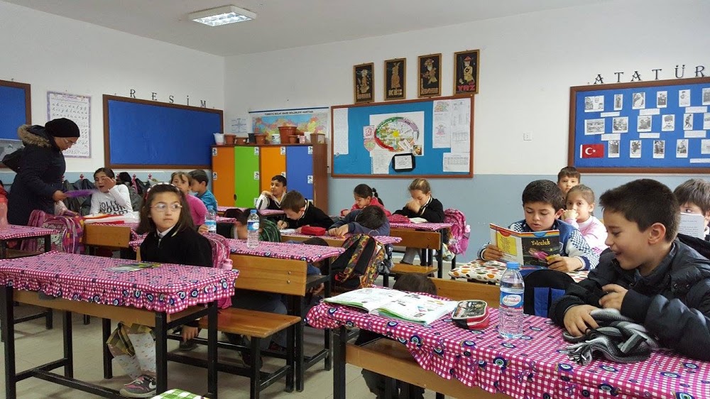 Çorum Dumlupınar İlkokulu kampüs fotoğrafı