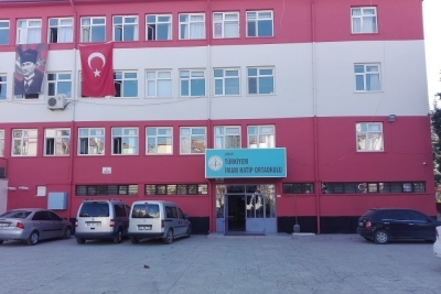 Çorum Alaca Mimar Sinan İmam Hatip Ortaokulu fotoğraf 2