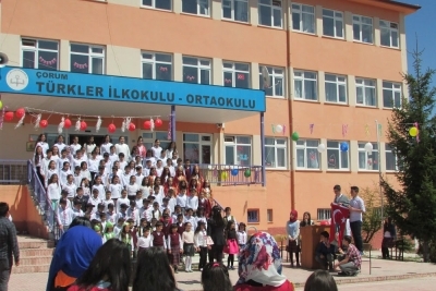 Türkler Ortaokulu fotoğraf 1