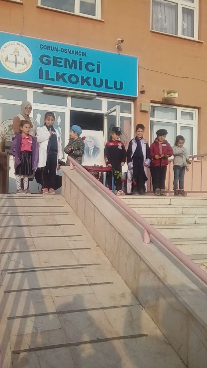 Osmancık Gemici İlkokulu kampüs fotoğrafı