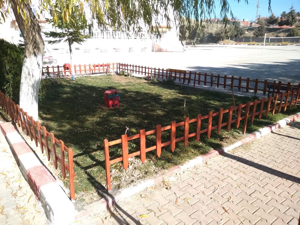 Şehit Mahmut Peşmen Ortaokulu Fotoğrafları 1