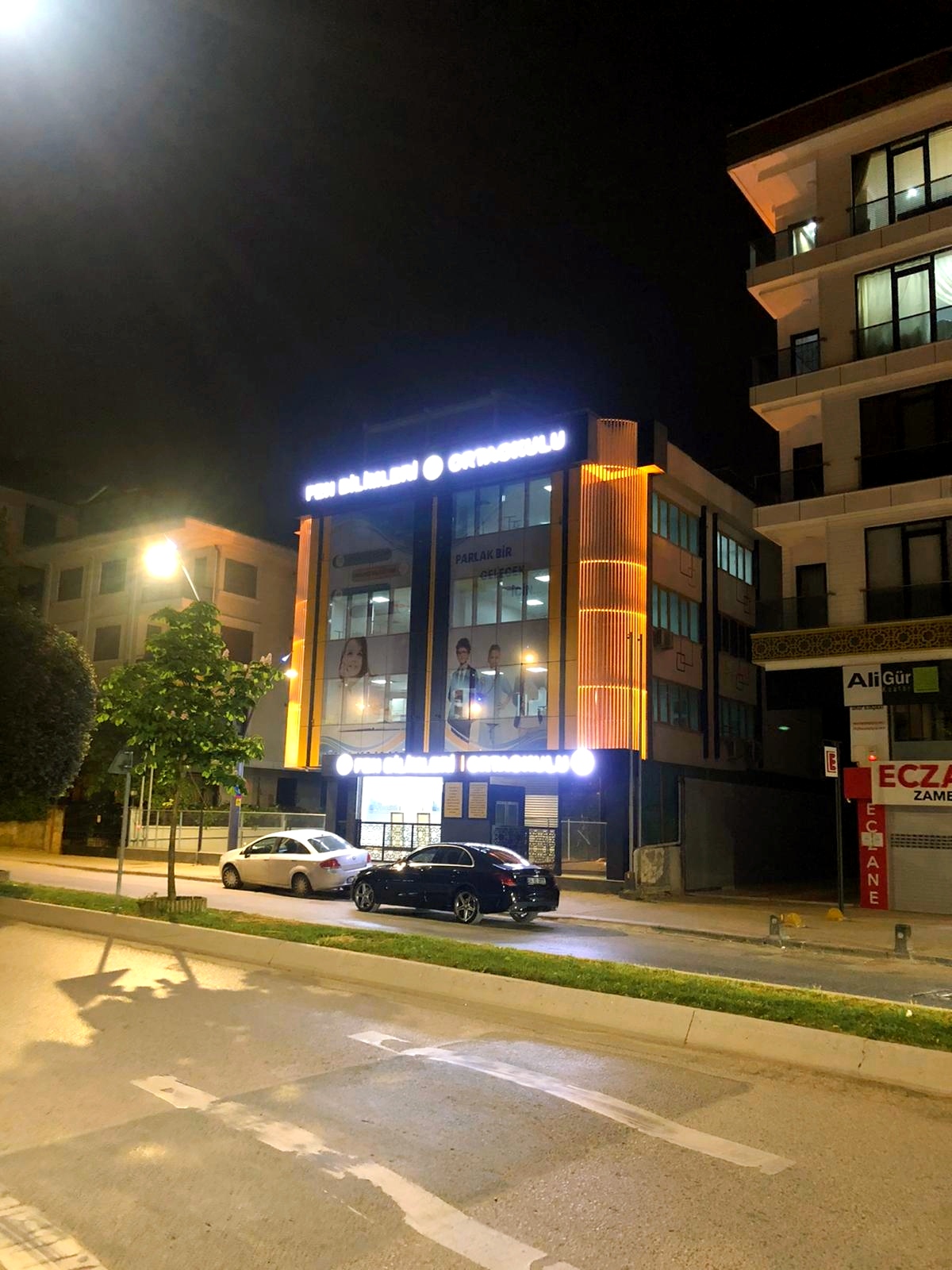 Özel Çengelköy Fen Bilimleri VIP Ortaokulu Ortaokulu Fotoğrafları 3