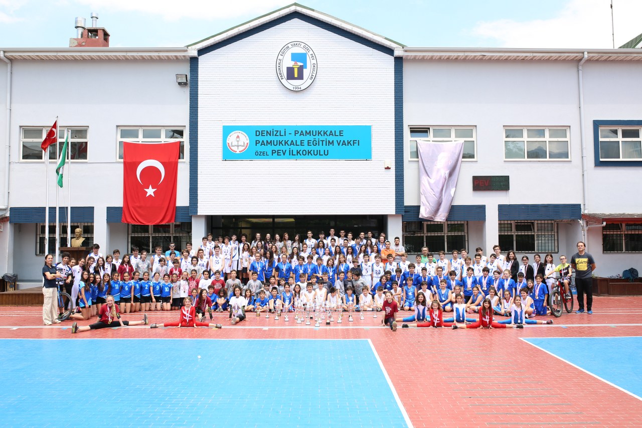 PEV Okulları kampüs fotoğrafı