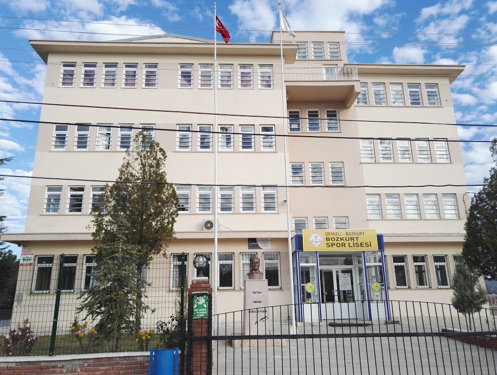 Denizli Bozkurt Spor Lisesi kampüs fotoğrafı