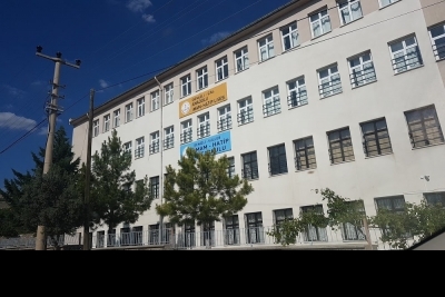 Çal İmam Hatip Lisesi fotoğraf 1