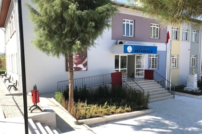 Hançalar Mehmet Akif Ersoy İlkokulu fotoğraf 1