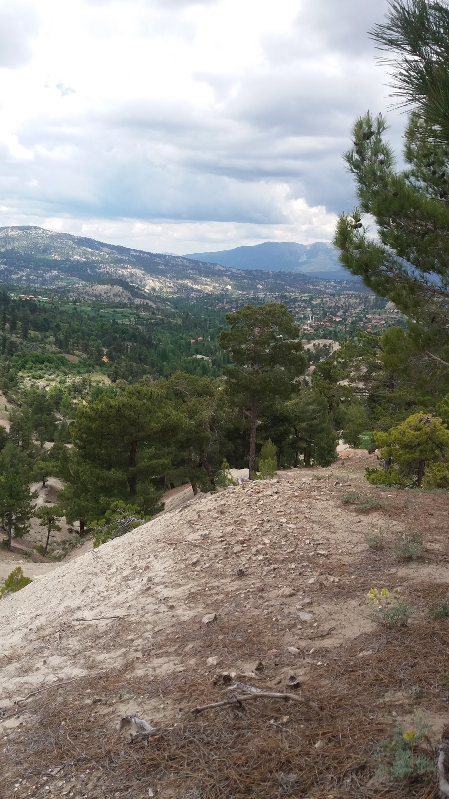 Denizli Çameli Güzelyurt İlkokulu Fotoğrafları 1