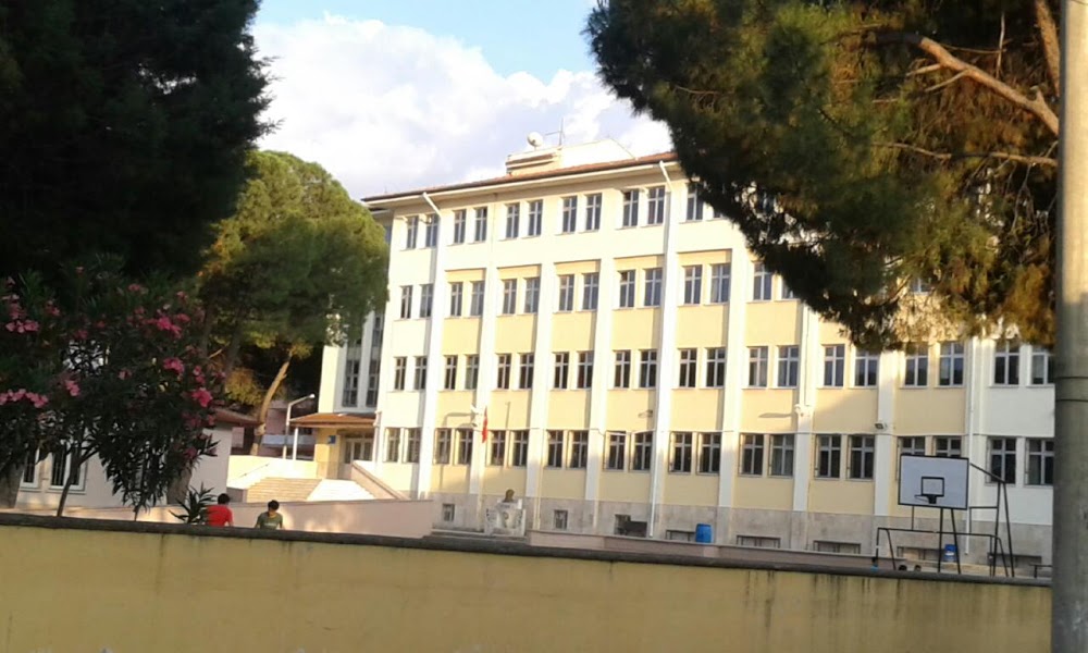 Beyağaç Atatürk Ortaokulu kampüs fotoğrafı