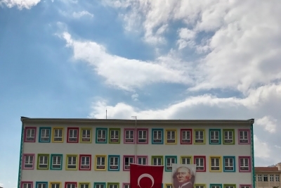 Okul Yaptırma Ve Yaşatma Derneği İlkokulu fotoğraf 1
