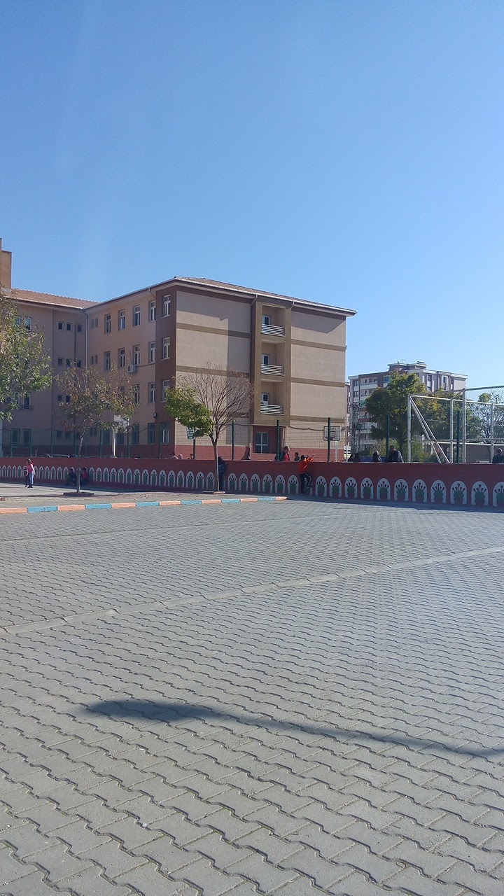Bağlar Ali Kuşçu Ortaokulu Fotoğrafları 4